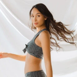 Black Checkers Top Knot -Swim Shoreline 369A0025final 1ff99757 aa8a 4e42 a590 48120bd8262e