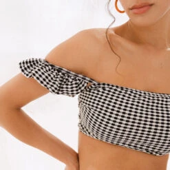 Hamptons Bella Crop, Black -Swim Shoreline 369A0172final