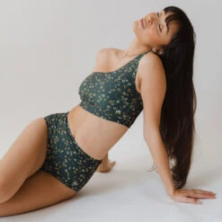 Flora High-Waisted Bottoms -Swim Shoreline 369A0321 ceb0c5a3 86b1 4723 8795 b86a99e13fff