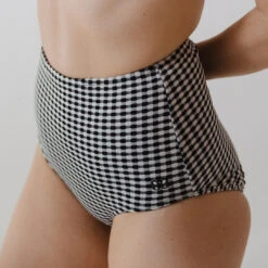 Hamptons High-Waisted Bottoms -Swim Shoreline 369A0393 20760740 41dd 4c6e 9edf 46c7a6676fcb