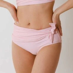 Simone Bottoms, Ballet Pink -Swim Shoreline 369A0638final 9fceb831 a08d 49f3 ad2d b47a03a73575