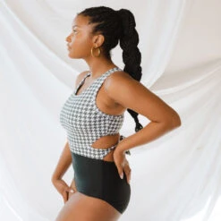 Island Breeze One-Piece Swimsuit -Swim Shoreline 369A0645final