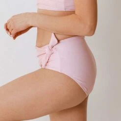 Simone Bottoms, Ballet Pink -Swim Shoreline 369A0647final 0ebc2fd8 5a73 4eee b8eb c4368df7e96a