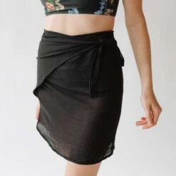Black Sarong -Swim Shoreline 369A1056final