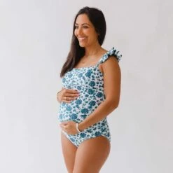 Bella Tankini, Santorini 12 Bella Tankini, Santorini -Swim Shoreline 369A3154final 94903f2c 0fbd 4a22 bdf3 ebde00372e04