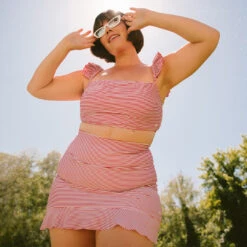 Cherry Bella Crop -Swim Shoreline 369A3963final