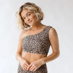 Pursuit Icon Swim Crop -Swim Shoreline 369A6213