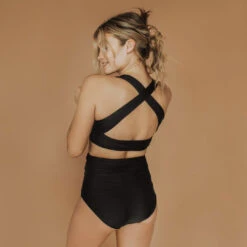 Matte Black Top Knot -Swim Shoreline BlackTopKnot Web2