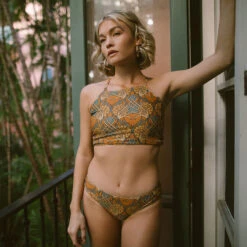 Golden Hour Switchback Crop