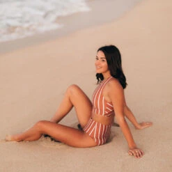 Sydney High-Waisted Bottoms 10 Sydney High-Waisted Bottoms -Swim Shoreline Sydney High Waisted Bottoms